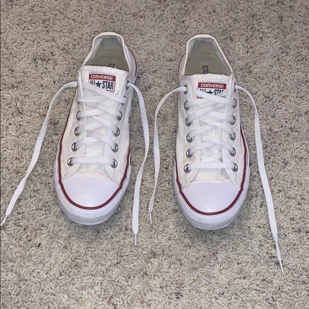 Low top Converse